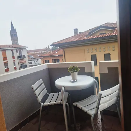 아파트 Elisa Adda House *